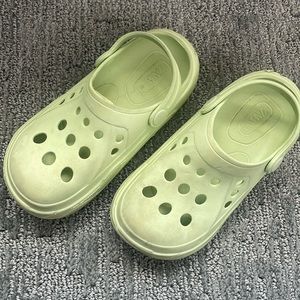 10 for $10🔥 ZARA shoes size 32